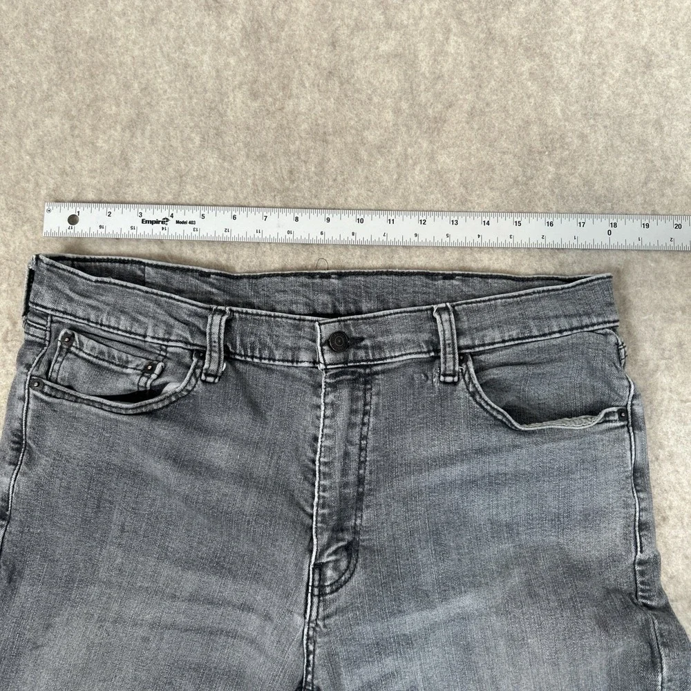 Levi's 511 Jeans Men's 38x30 Slim Fit Gray‎ Wash Denim Red Tab Distressed